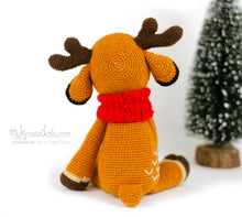 Load image into Gallery viewer, Crochet pattern - Reindeer Mia