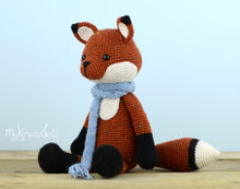 Load image into Gallery viewer, Crochet pattern - Fox Victor