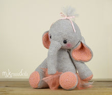 Load image into Gallery viewer, Crochet pattern - Elephant Nina