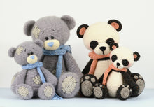 Afbeelding in Gallery-weergave laden, MINI Haakpatroon - Mini Mijn Kleine Pandabeer