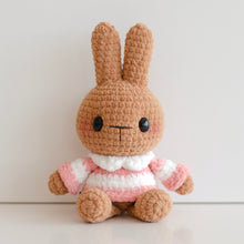 Afbeelding in Gallery-weergave laden, MINI Haakpatroon - Mini Mijn Kleine Konijntje