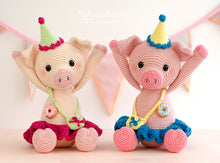 Load image into Gallery viewer, Crochet pattern - Party pigs Glitter and Glamour